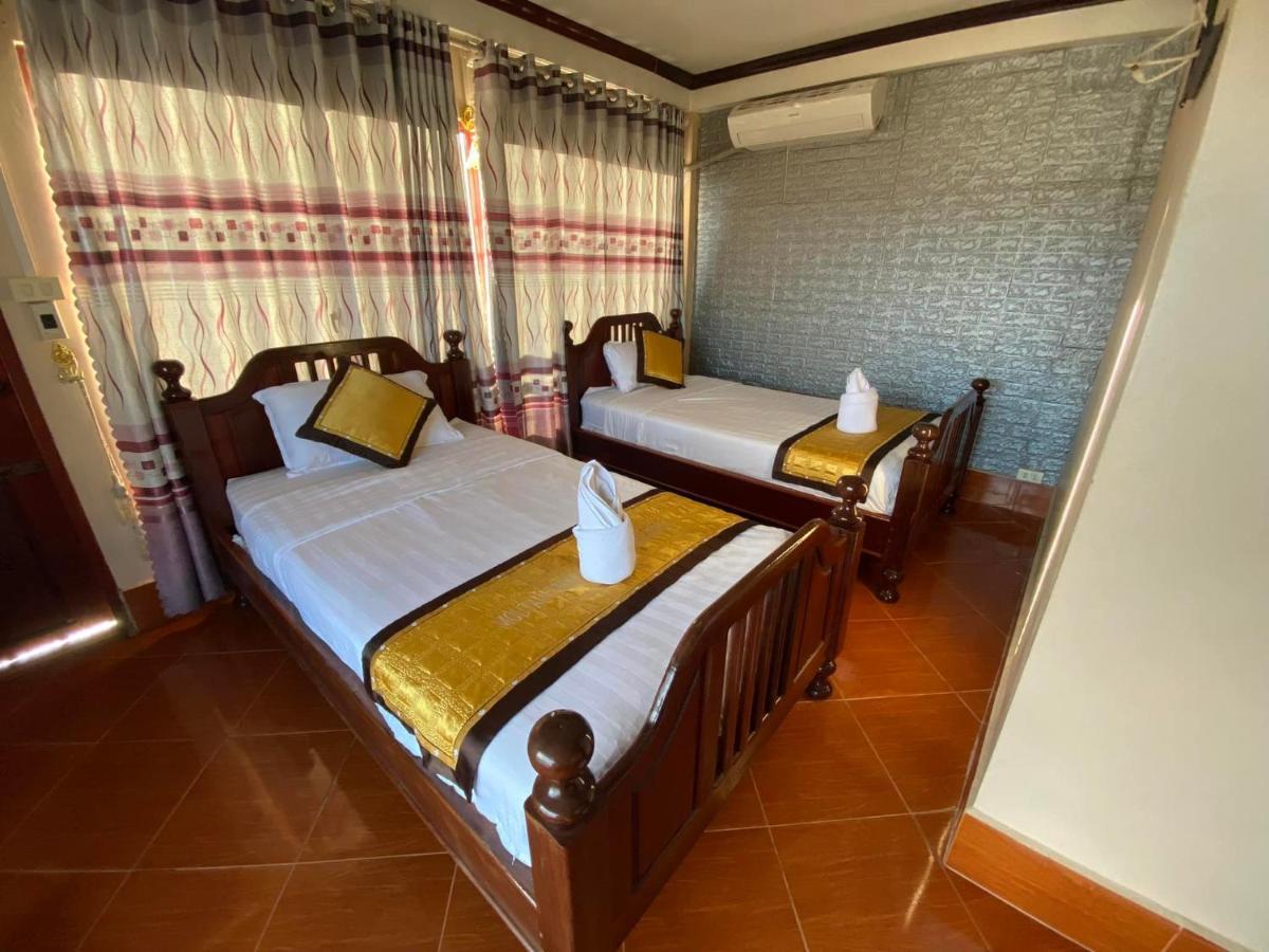 Bountang Mountain View Riverside Hotel Vangviang Kültér fotó