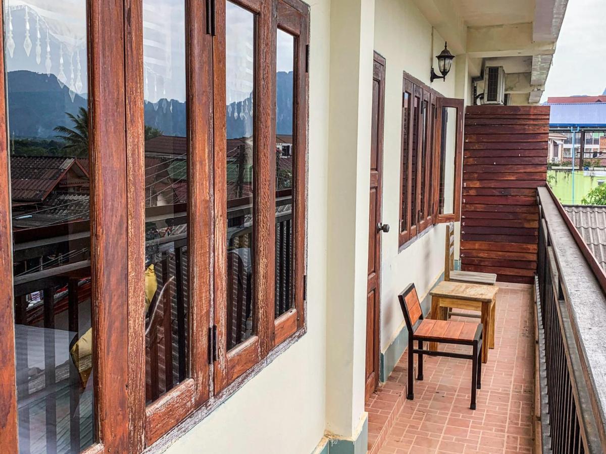 Bountang Mountain View Riverside Hotel Vangviang Kültér fotó