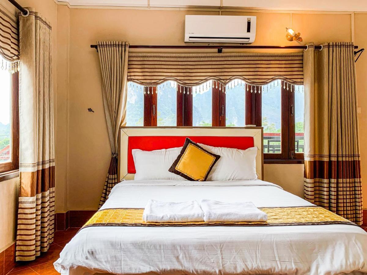 Bountang Mountain View Riverside Hotel Vangviang Kültér fotó