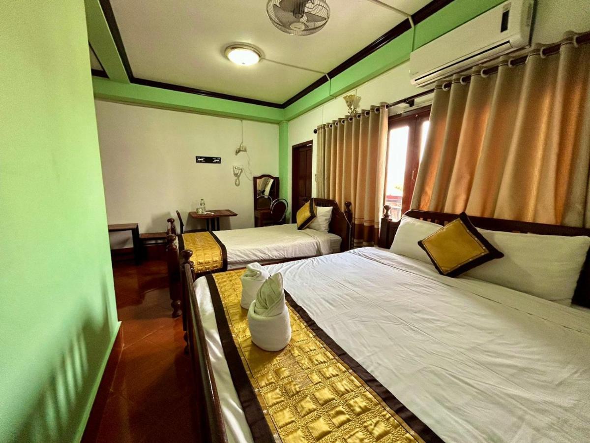 Bountang Mountain View Riverside Hotel Vangviang Kültér fotó