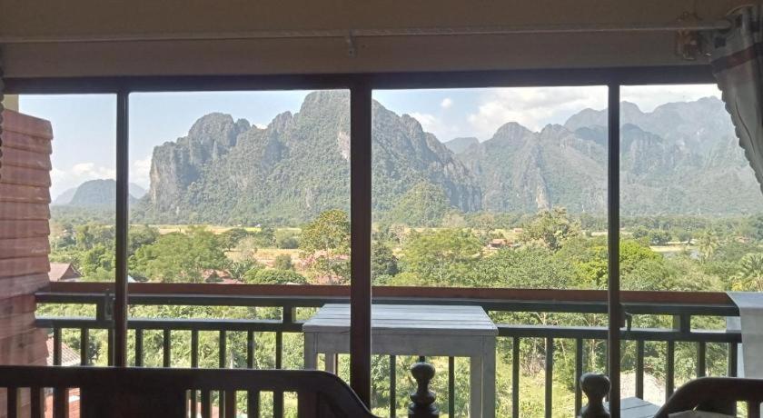 Bountang Mountain View Riverside Hotel Vangviang Kültér fotó